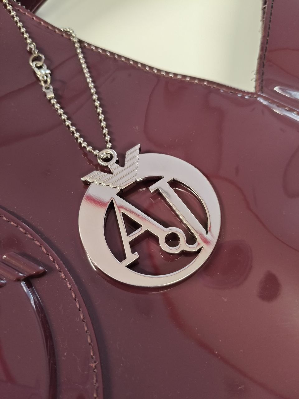 Borsa shopper Armani Jeans bordeaux in vernice con dust bag originale