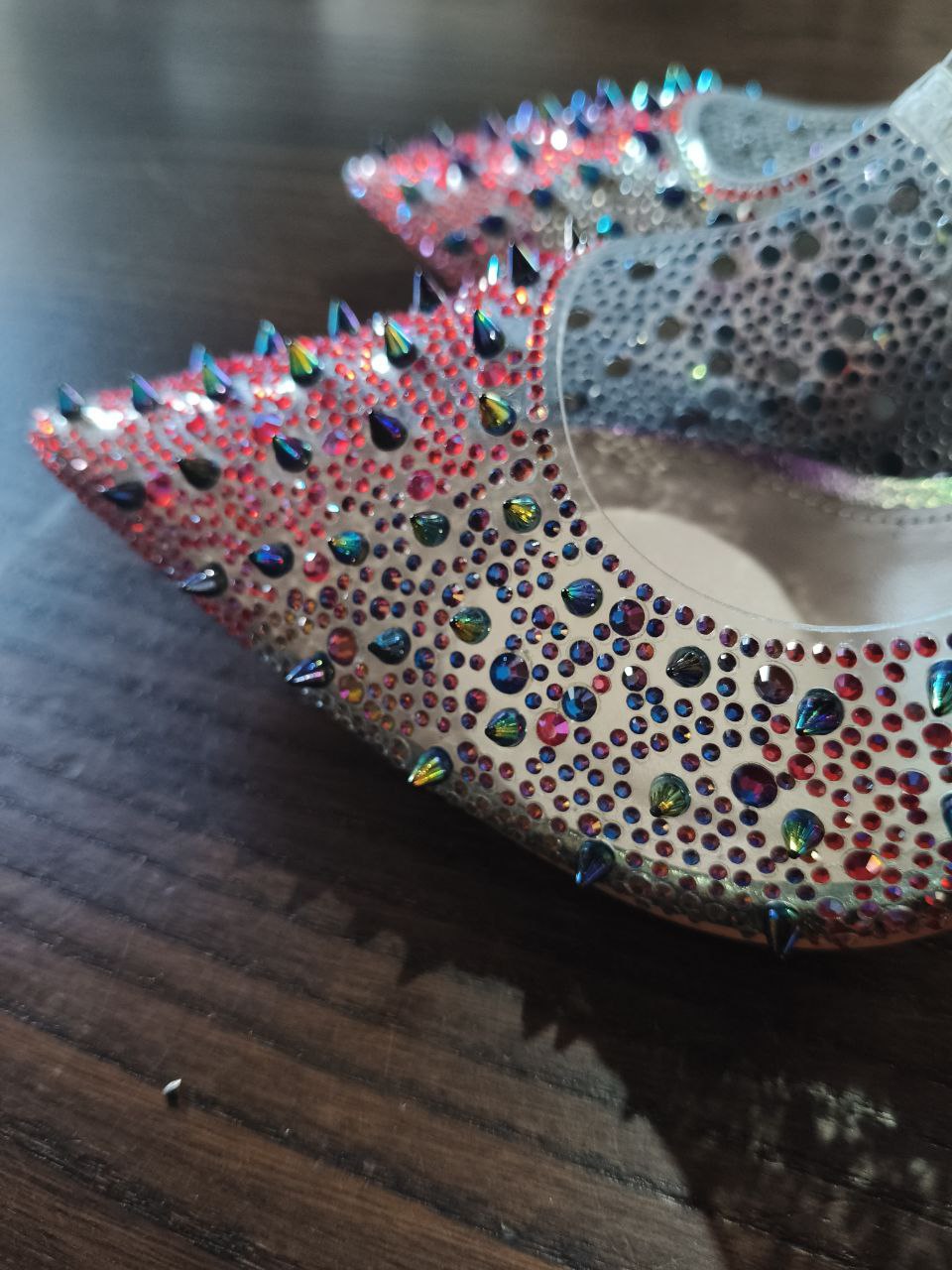 Steve Madden décolleté Villain Blue Iridescent con borchie e cristalli n.39.5