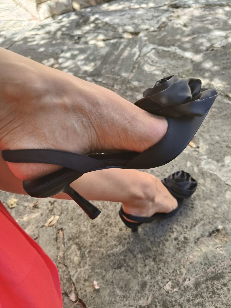 ASOS DESIGN slingback a punta in raso con rosa – nero – n. 37