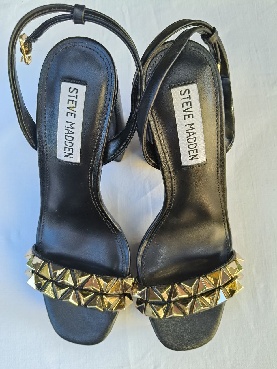 Steve Madden Lockett sandalo platform nero con borchie dorate – n. 36