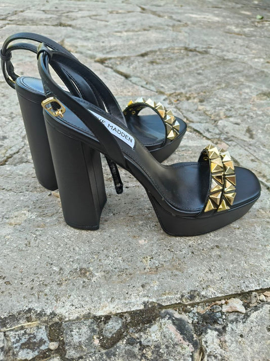 Steve Madden Lockett sandalo platform nero con borchie dorate – n. 36