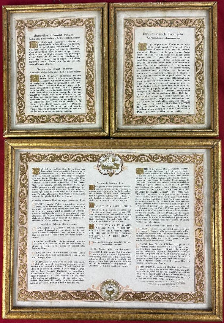 Set 3 Cartigli Liturgici da Altare in Latino – Cornici in Legno Dorato – Rito Tridentino Antico